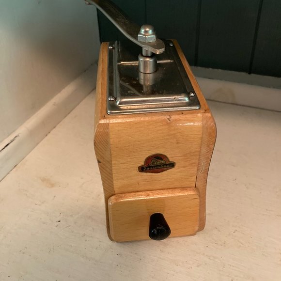 Zassenhaus coffee grinder - Picture 1 of 11